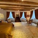 Chateau Du Puech En Aubrac Отель типа 