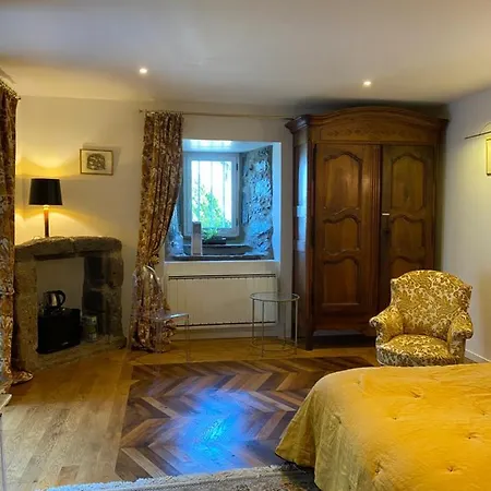 Chateau Du Puech En Aubrac