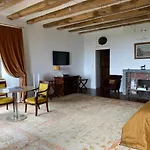 Couette-café Château Du Puech