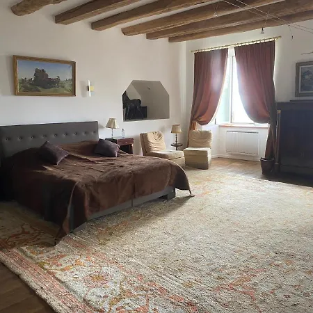 Chateau Du Puech En Aubrac Curieres