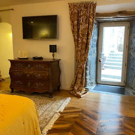 Frühstückspension Chateau Du Puech En Aubrac Curieres