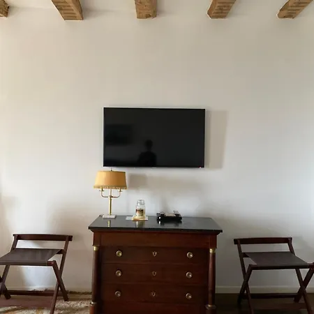 Château Du Puech Couette-café 4*