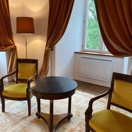 Chateau Du Puech En Aubrac Frühstückspension Curieres