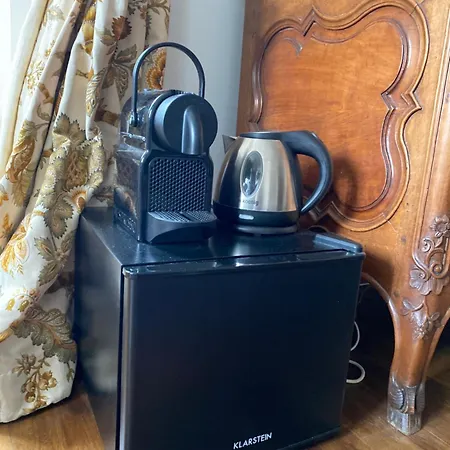 Couette-café Château Du Puech 4*