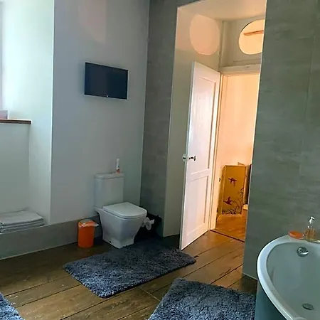 Chateau Du Puech En Aubrac 4* Curieres