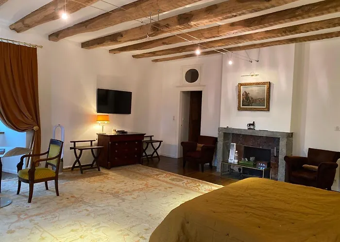 Panzió Chateau Du Puech En Aubrac